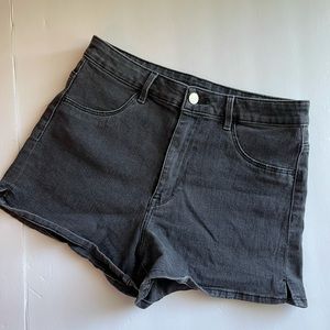 Stretchy black denim shorts